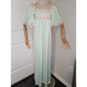 Vintage 60s Gossard Artemis Negligee Mint Green Lace Nightgown Maxi NWT